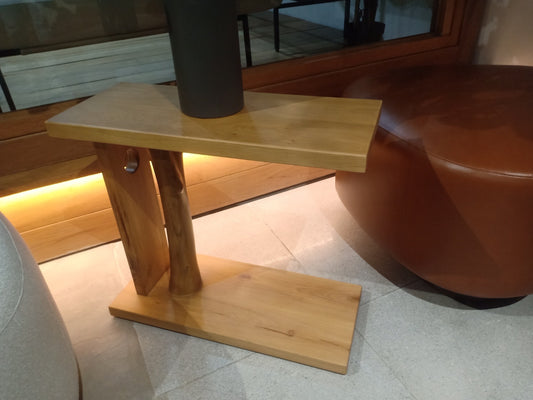 Solid wood arm side table