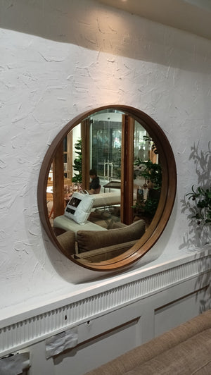 Round Mirror